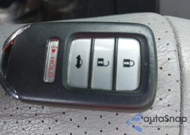 1HGCR2F80EA054896: 42577685