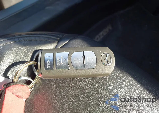 3MZBN1V77HM107588: 42577691