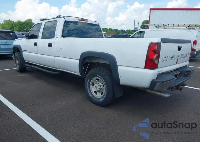 1GCHC23U13F125031: 42577694