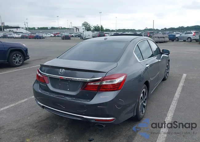 1HGCR2F85HA210614: 42577713