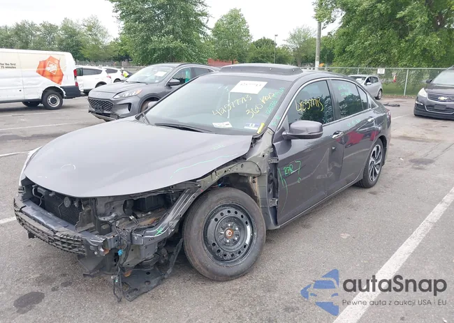 1HGCR2F85HA210614: 42577713