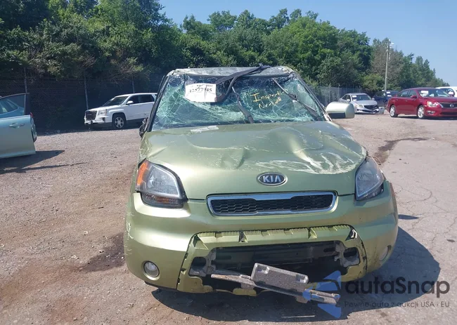 KNDJT2A25B7202477: 42577945