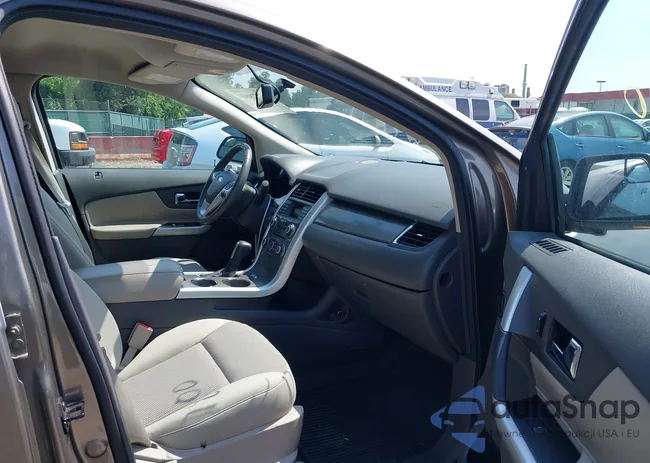 2FMDK3JC2DBE02060: 42578000