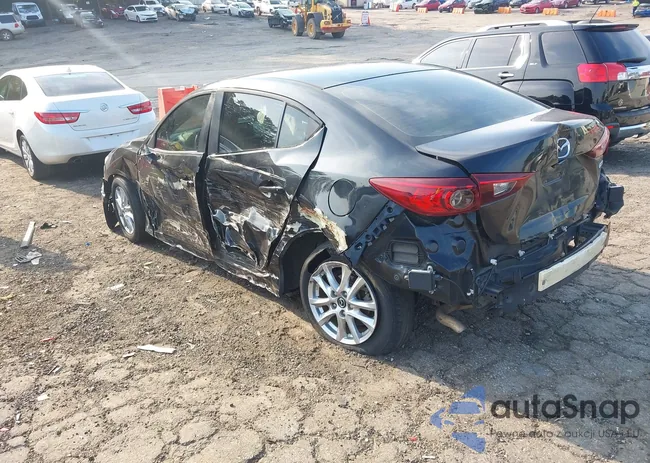 JM1BM1U76G1334337: 42578042