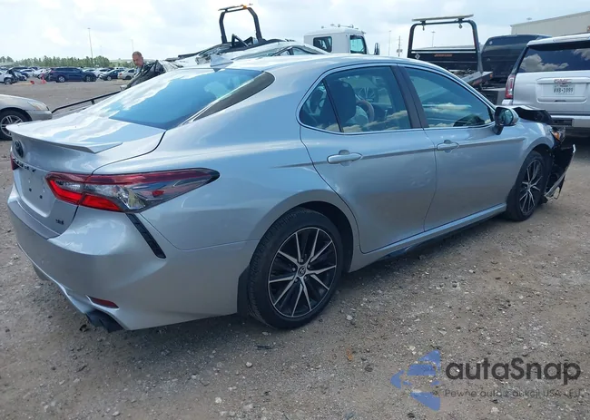 4T1G11AK8RU196899: 42577107