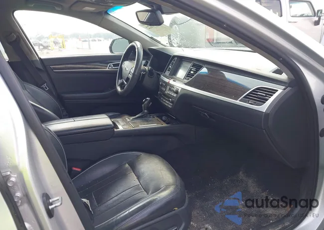 KMHGN4JE2FU036951: 42577122