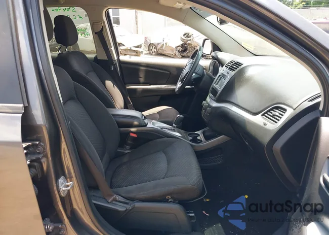 3C4PDCBB3FT692334: 42577242