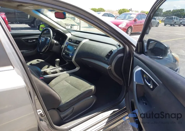 1N4AL3AP0EC128646: 42577445