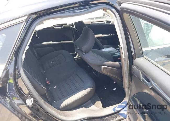 3FA6P0LU2GR308243: 42577459