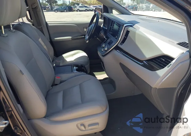 5TDYZ3DCXKS004233: 42578704