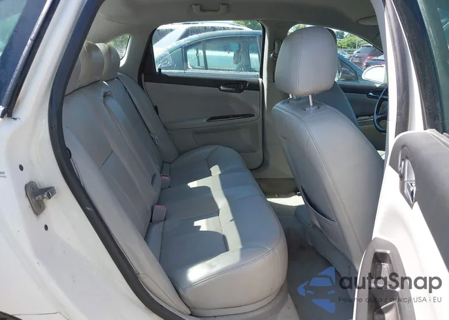 2G1WT58K181199069: 42578733