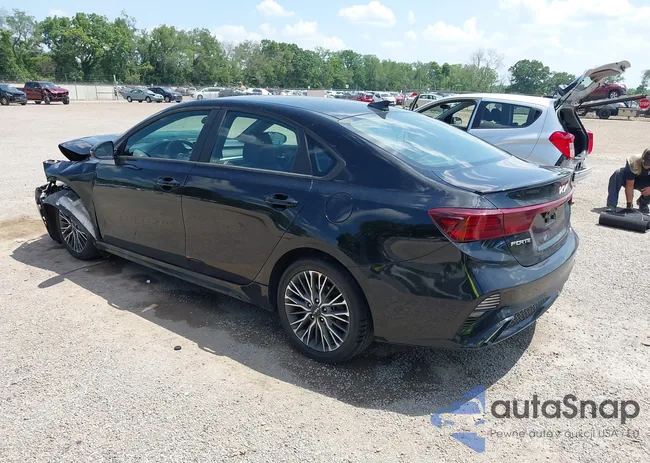 3KPF54AD7RE693898: 42578742