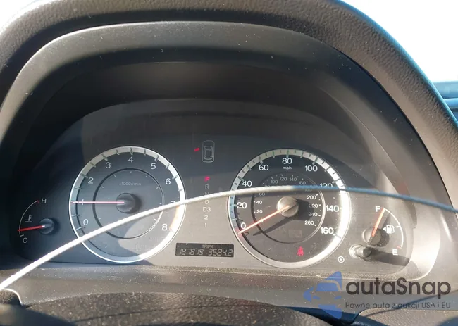 1HGCP2F77AA102577: 42578837