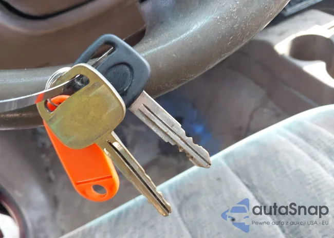 4TASM92N3XZ450026: 42578997