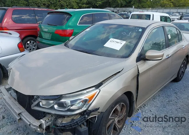 1HGCR2F34HA132363: 42579074