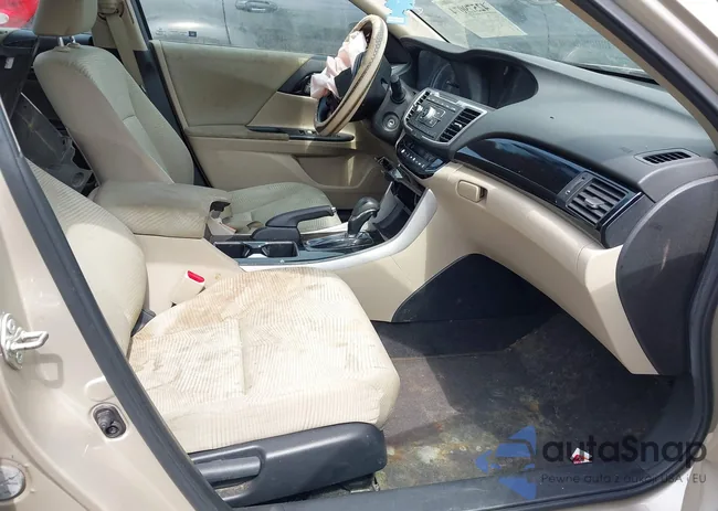 1HGCR2F34HA132363: 42579074