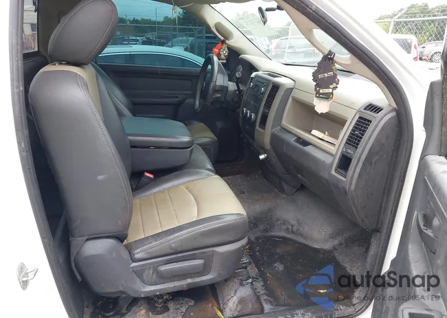 3D7JB1EK8AG165330: 42578151