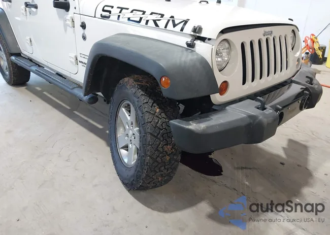 1J4BA3H17AL162948: 42578180