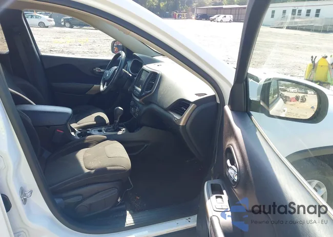 1C4PJLCB7HD219035: 42579505