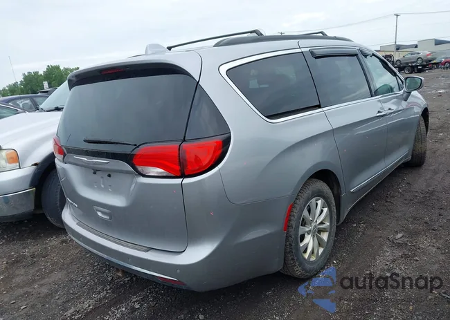 2C4RC1BG1HR613311: 42579541