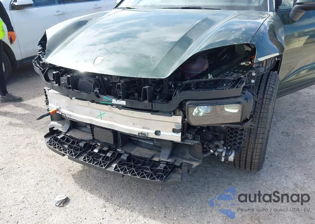 WP1AA2XA9RL002087: 42579757