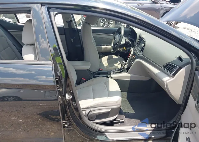 5NPD84LF0HH177776: 42579833