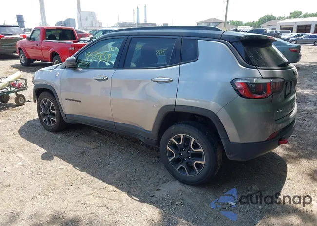 3C4NJDDB2KT721982: 42579838