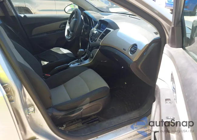 1G1PC5SH2G7142768: 42579865