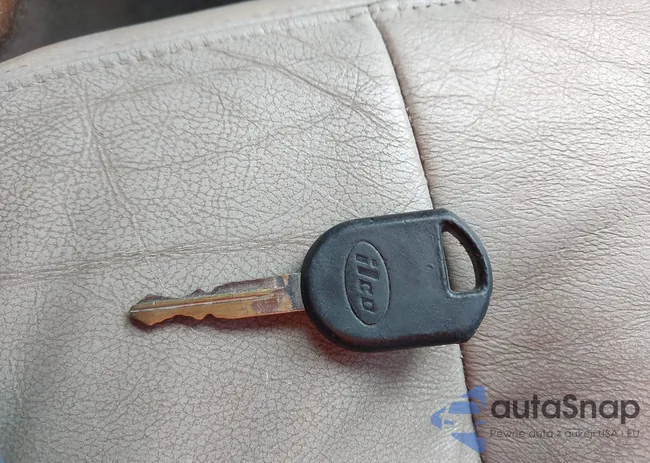 2MEHM75V89X611198: 42579972