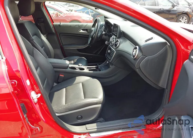 WDCTG4GB9FJ178364: 42580005