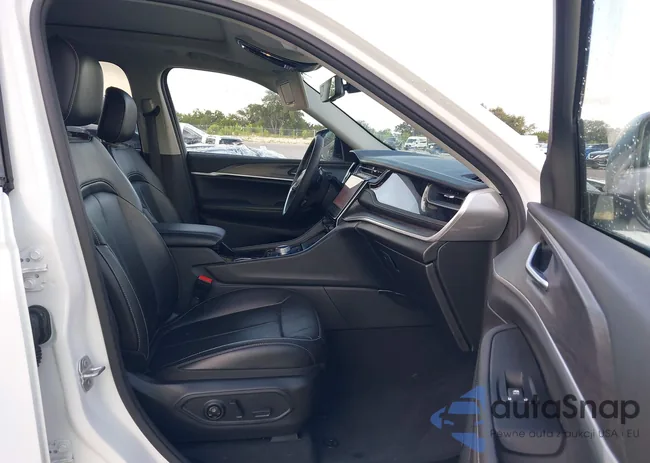 1C4RJYB68PC588775: 42580012