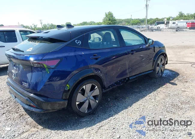 JN1DF0CD2RM735215: 42579124