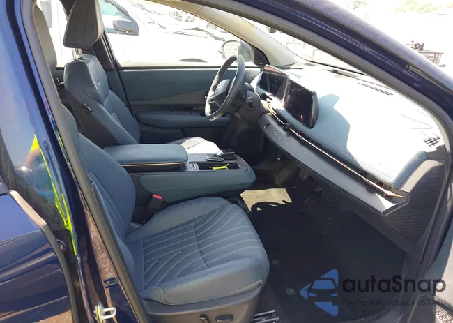 JN1DF0CD2RM735215: 42579124