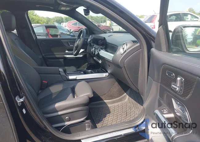 W1N4M4HB3RW360126: 42579161