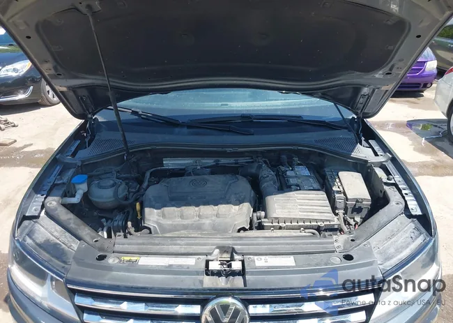 3VV2B7AX6KM006782: 42579271