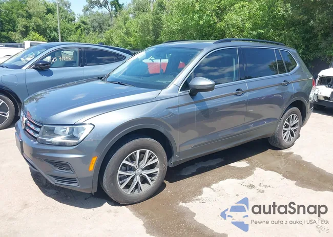 3VV2B7AX6KM006782: 42579271