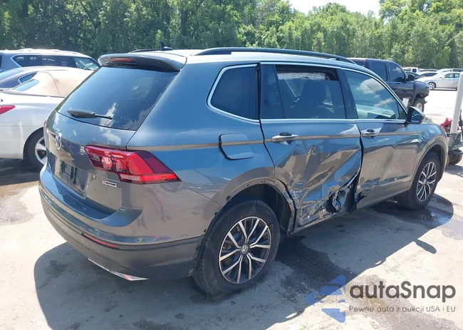 3VV2B7AX6KM006782: 42579271