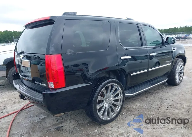 1GYFK63838R226415: 42579357