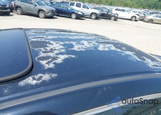 1HGCP36748A038482: 42579391