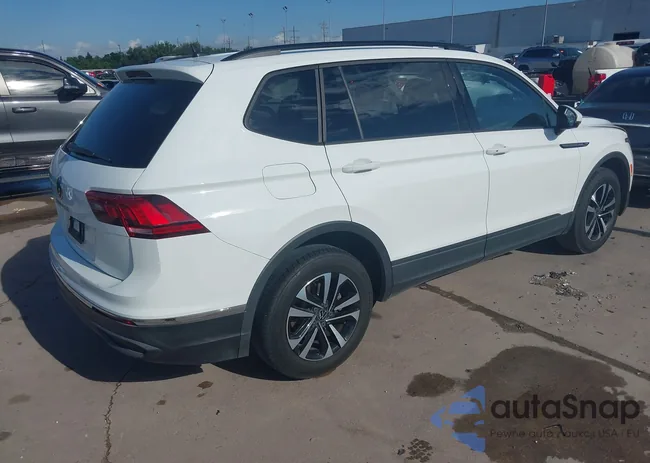 3VV1B7AX4NM044530: 42579412