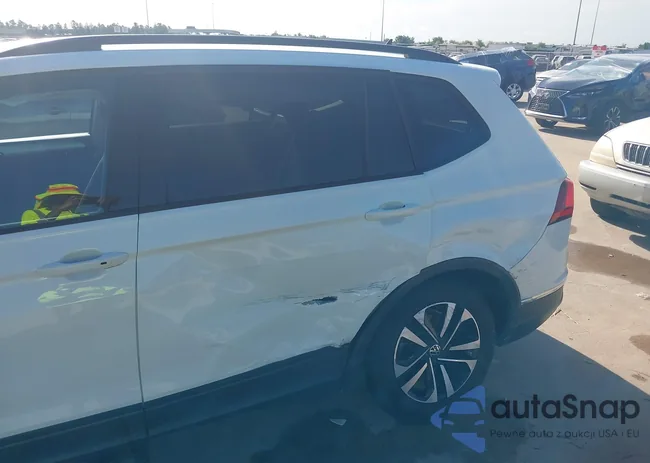 3VV1B7AX4NM044530: 42579412