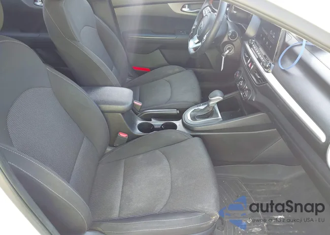 3KPF24ADXLE195985: 42579452