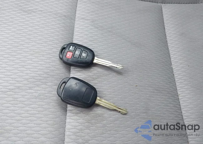 2T1BURHE5EC167601: 42579477