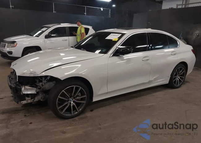 3MW5R7J00L8B18897: 42580568