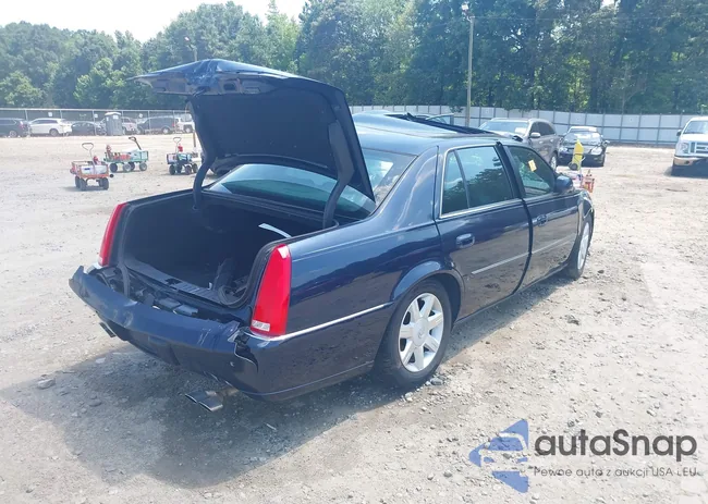 1G6KD57Y86U177566: 42580652