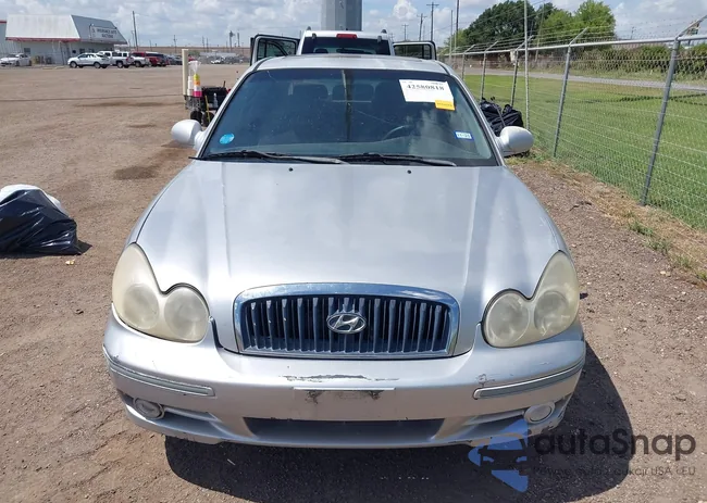 KMHWF35H84A087988: 42580818