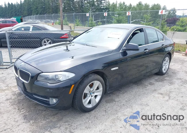 WBAXH5C59DDW14522: 42580923