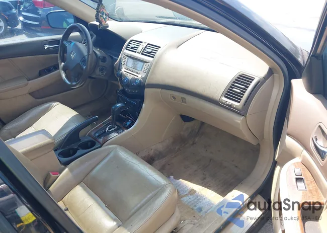 1HGCM56826A058269: 42580964