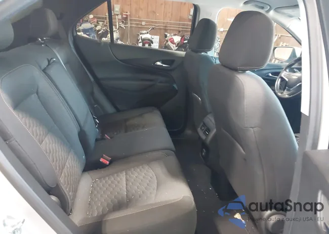 2GNAXTEV4M6162417: 42580124