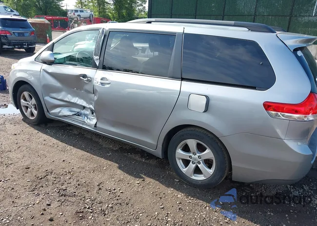 5TDKK3DC2ES431811: 42580165